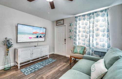 Bradenton Apartment | Cortez Gardens Cottage 11, Renovated, Close to Beach, 3-Bed, 2 Bath 10 people