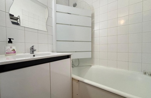 Franconville Apartment | Corti - Studio Hypercentre - Grand Balcon - Fibre #SirDest