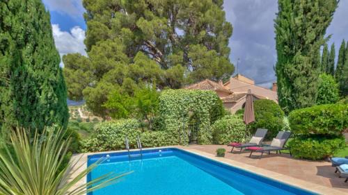La Loma Bed & Breakfast | Cortijo El Pino Retreat
