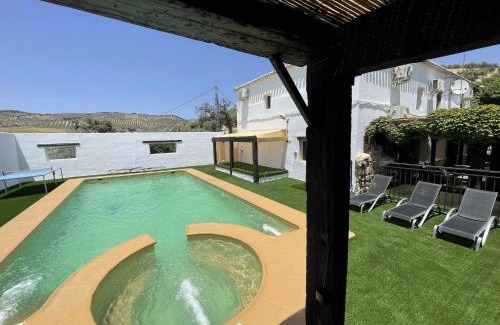 Villanueva Mesia House | Cortijo Rural Español Ideal para desconectar!