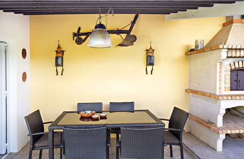 Vila Real Santo Antonio House | Cosy, with backyard and barbecue area