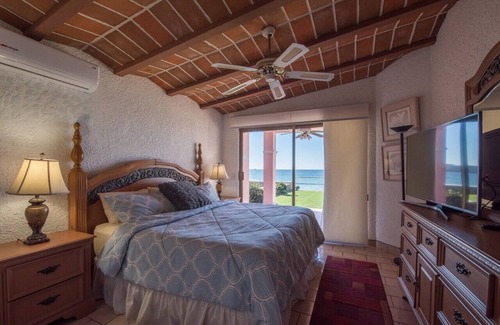 San Carlos House | Costa Del Mar #124 - Beachfront house
