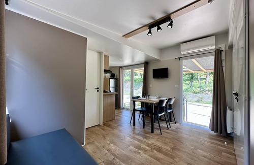 Llagostera House | CostaBravaSi - Mobile home at Càmping Ridaura