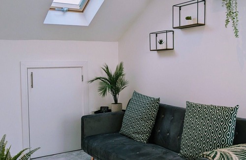 Victoria Park Apartment | Cosy 1 Bed Apartment in Canton Cardiff