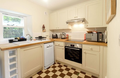 Skipton House | Cosy 1 bedroom cottage with access to leading wellness retreat