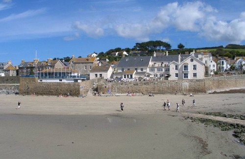 Marazion Cottage | Cosy, 2-Bedroom Granite Cottage With Parking (Narrow Lane), Courtyard, Summer Ho