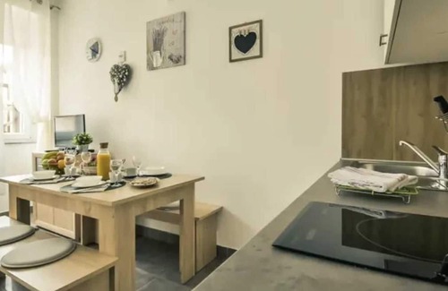 Gospic Apartment | Cosy 2-room apartment with a balcony just steps away from the beach, shops and restaurants