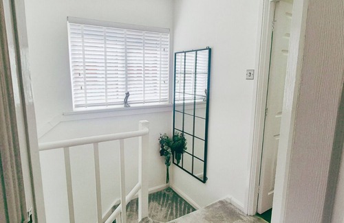 Newark upon Trent Apartment | Cosy 2BR House on Quiet Street