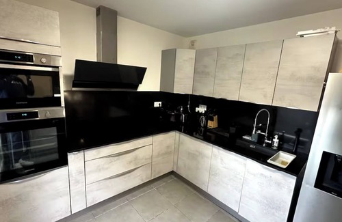 Noisy-le-Grand Apartment | Cosy 3-room apartment with terrace between Paris & Disney
