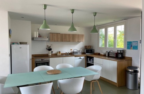 Manche House | Cosy and comfortable 8-person seafront