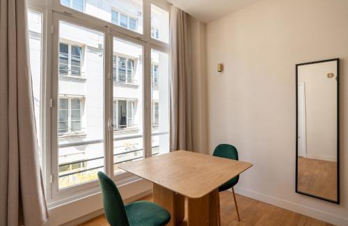 Quinze-Vingts Apartment | Cosy and Modern Studio for 2 close to Bastille