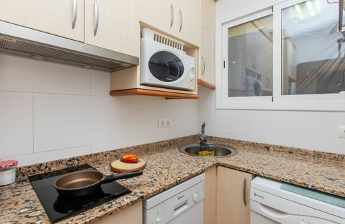 Els Griells Apartment | Cosy apartment for 4 guests with WIFI and TV