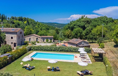 Collalto House | Cosy apartment in villa with private pool, WIFI, A/C, TV, patio, panoramic view and parking