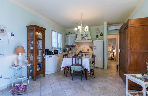 Rosignano Solvay Apartment | Cosy apartment for 4 guests with A/C, WIFI, TV and patio