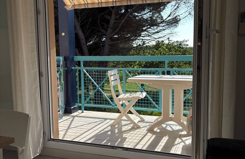 Miramar Apartment | Cosy apartment 200 metres from the beach on foot