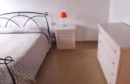 Castelfranco Piandisco Apartment | Cosy Apartment in Castelfranco Piandisco 70 m² Parking