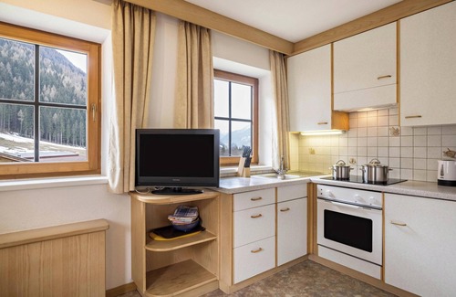 San Giacomo Apartment | Cosy Apartment “Waldblick Oberachrain” with Mountain View, Balcony & Garden