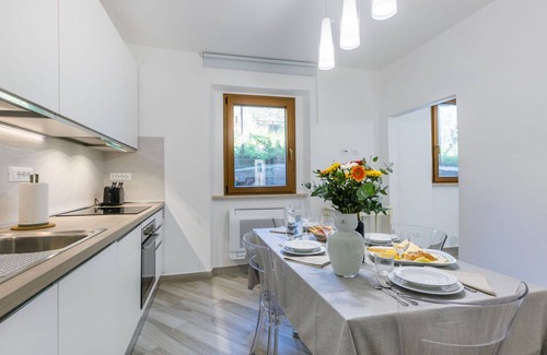 Casale Marittimo Apartment | Cosy apartment for 4 people with A/C, WIFI and TV