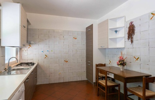 Andora Villa | Cosy apartment in villa for 6 people with WIFI, TV, terrace, pets allowed and parking