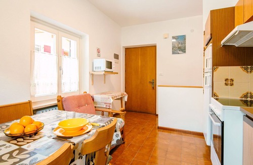 Soraga Apartment | Cosy apartment for 2 guests with WIFI, TV, balcony and pets allowed
