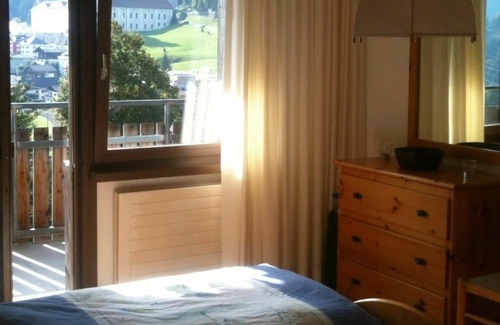 Disentis Apartment | Cosy apartment for 2 guests with TV, balcony and parking