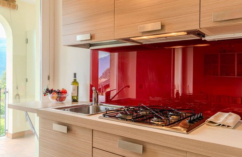 Consiglio di Rumo Apartment | Cosy apartment for 2 guests with WIFI, pool, balcony and pets allowed