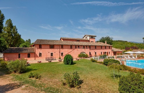 San Brizio Apartment | Cosy apartment for 2 people with pool, WIFI, TV and balcony, close to Spoleto