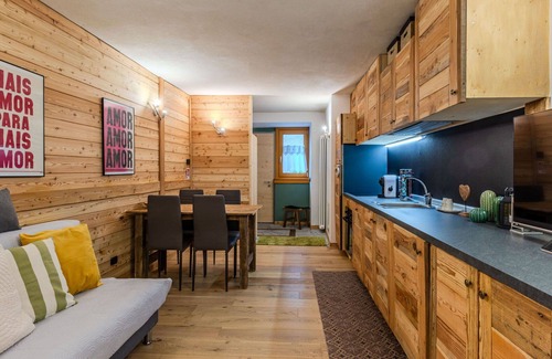 Pinzolo Apartment | Cosy apartment for 3 guests with WIFI and TV