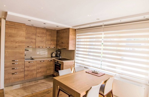 Leukerbad Apartment | Cosy apartment for 4 people with WIFI, TV and patio