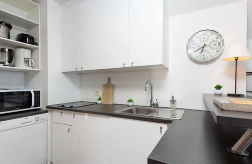 Lancieux Apartment | Cosy apartment for 4 guests with WIFI and balcony