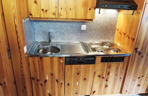 Acletta Apartment | Cosy apartment for 4 guests with pool, WIFI, TV, balcony and panoramic view