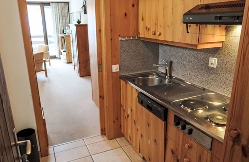 Acletta Apartment | Cosy apartment for 4 guests with pool, WIFI, TV, balcony and panoramic view