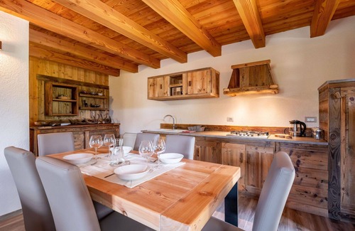 Introd Apartment | Cosy apartment for 4 guests with WIFI and TV