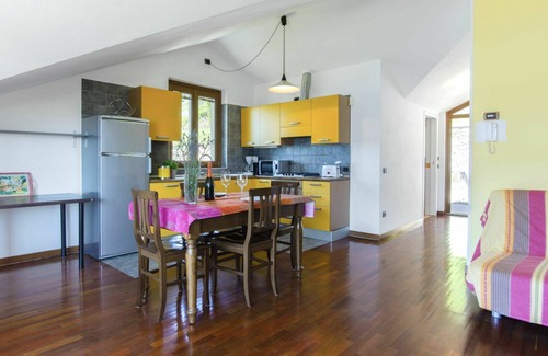 Domaso Apartment | Cosy apartment for 4 guests with WIFI, TV and terrace