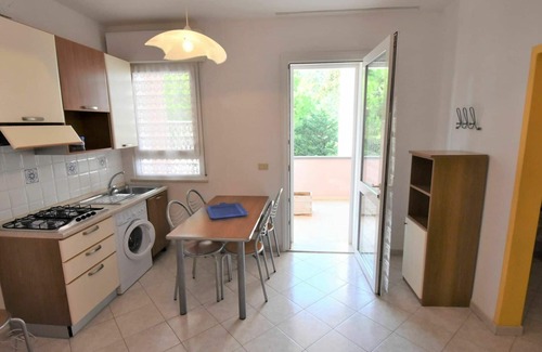 Lido degli Estensi Apartment | Cosy apartment for 4 guests with A/C, WIFI, TV, terrace and pets allowed