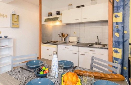 Mimizan-Plage Apartment | Cosy apartment for 4 people with WIFI, TV and pets allowed