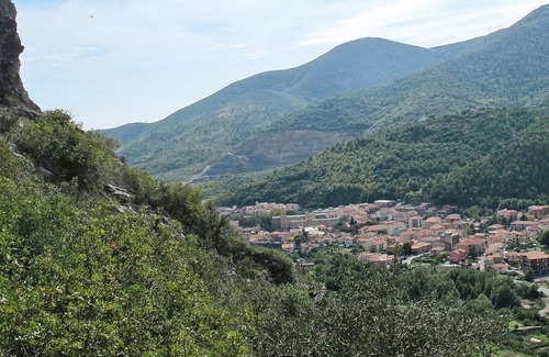 Toirano Apartment | Cosy apartment for 4 people with WIFI, TV, balcony, pets allowed, panoramic view and parking