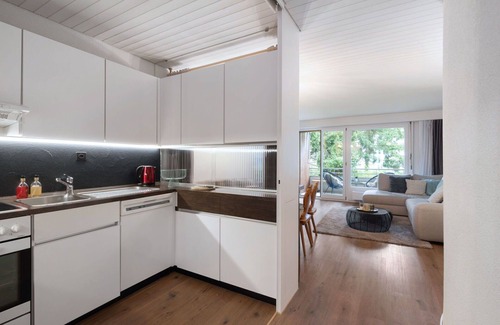 Davos-Dorf Apartment | Cosy apartment for 4 people with WIFI, TV, balcony and pets allowed