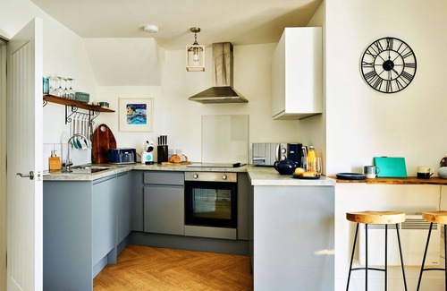 Stratton Apartment | Cosy apartment for 4 people with WIFI and pets allowed
