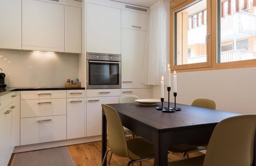 Saas Grund Apartment | Cosy apartment for 5 people with WIFI, TV, balcony and pets allowed