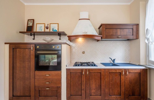 Vinchio Apartment | Cosy apartment for 5 guests with pool, A/C, WIFI, TV, terrace, pets allowed and panoramic view
