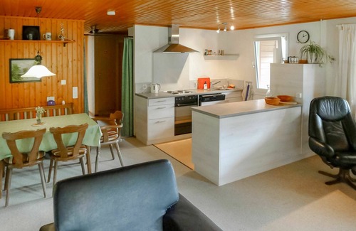 Ruschein Apartment | Cosy apartment for 5 people with WIFI, TV and terrace