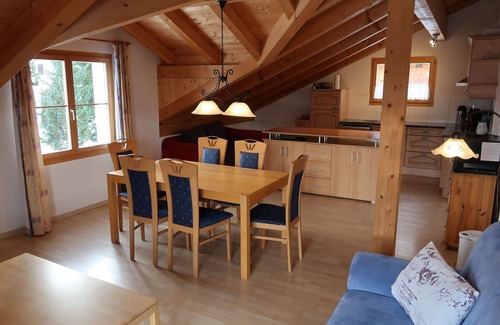 Riom-Parsonz Apartment | Cosy apartment for 6 guests with WIFI, TV, balcony, pets allowed and panoramic view