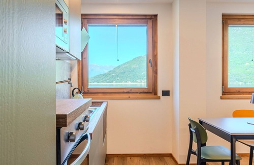 Verceia Apartment | Cosy apartment for 6 guests with A/C, WIFI, TV and balcony