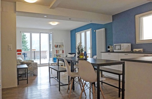 Wengen Apartment | Cosy apartment for 6 guests with WIFI, TV and terrace