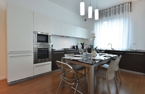 San Vittore Apartment | Cosy apartment for 6 guests with WIFI, A/C, TV, balcony and parking