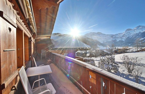 Lenk Apartment | Cosy apartment for 6 guests with WIFI and TV