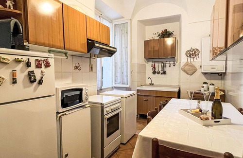 Borgomaro Apartment | Cosy apartment for 6 guests with WIFI, TV and pets allowed