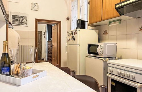 Borgomaro Apartment | Cosy apartment for 6 guests with WIFI, TV and pets allowed