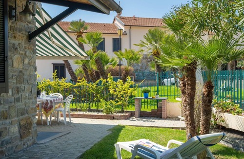 Piani-Ciapin Apartment | Cosy apartment for 6 guests with A/C, WIFI, pool, TV, terrace, pets allowed and parking